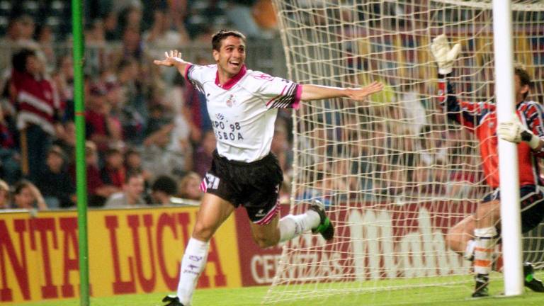 Pauleta celebrando un gol en el Camp Nou